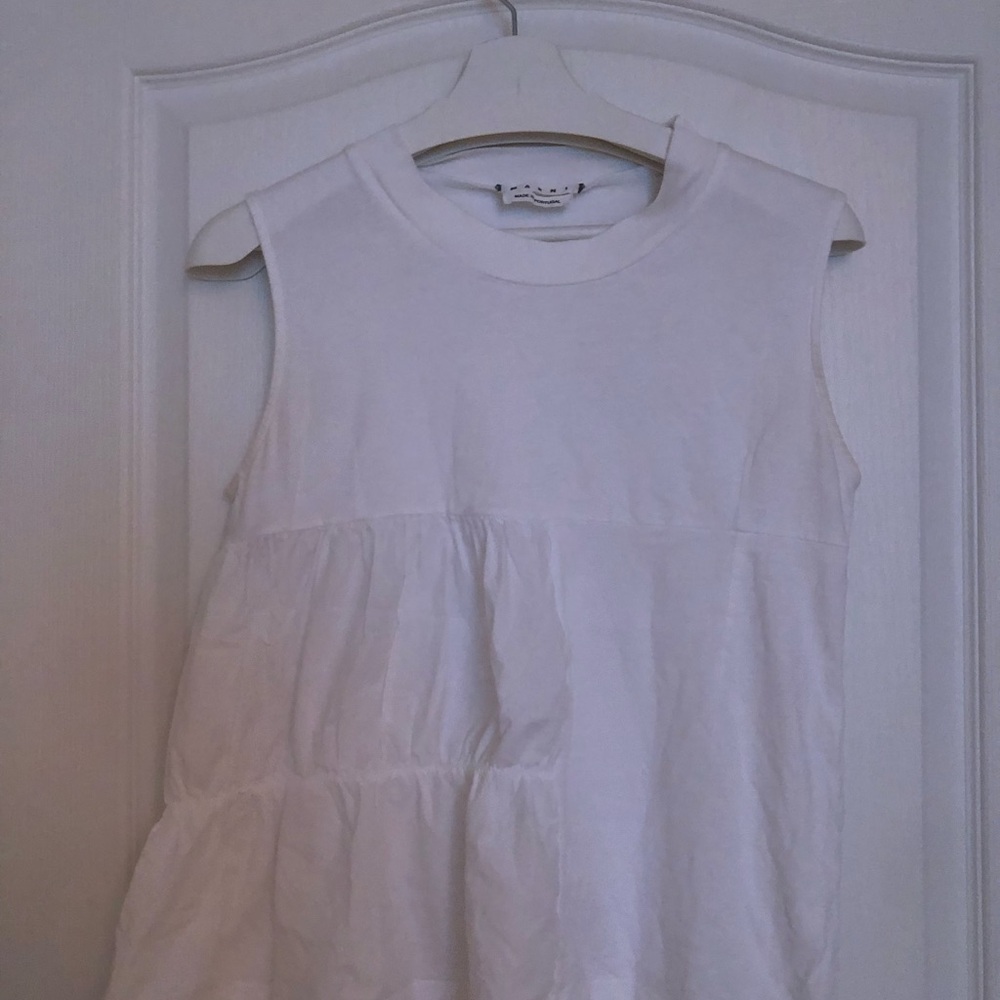 Marni White Sleeveless Tank Top with Cute Ruffle